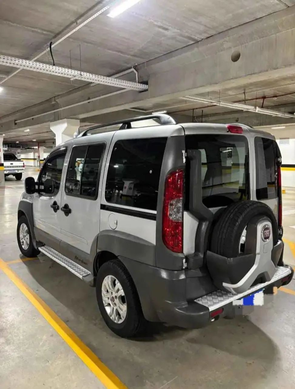 2011 Fiat Doblo ADV. 1.8  - Foto 2