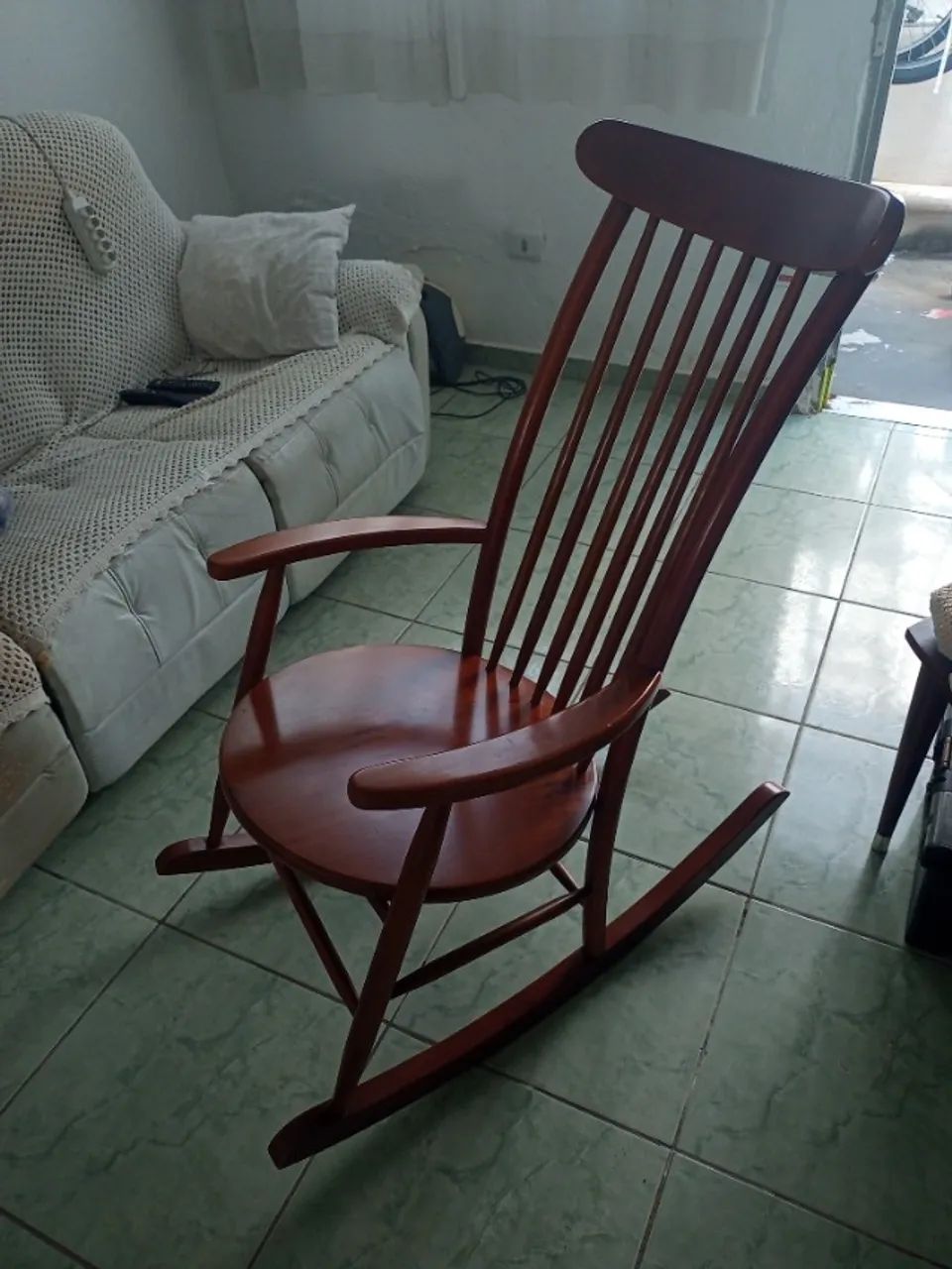 Cadeira de Balanço. - Foto 2