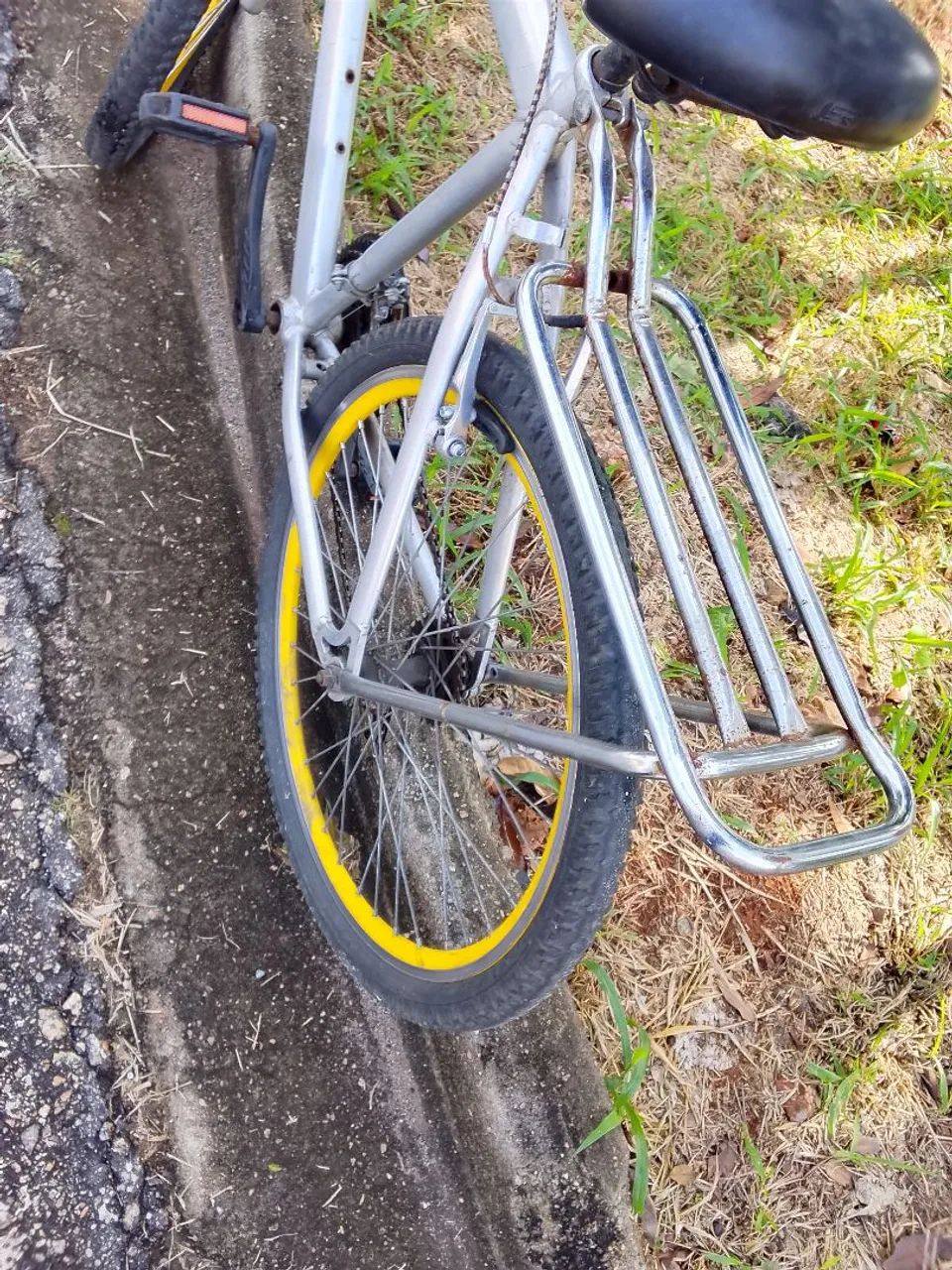 Bicicleta de alumínio aro 26 - Foto 4