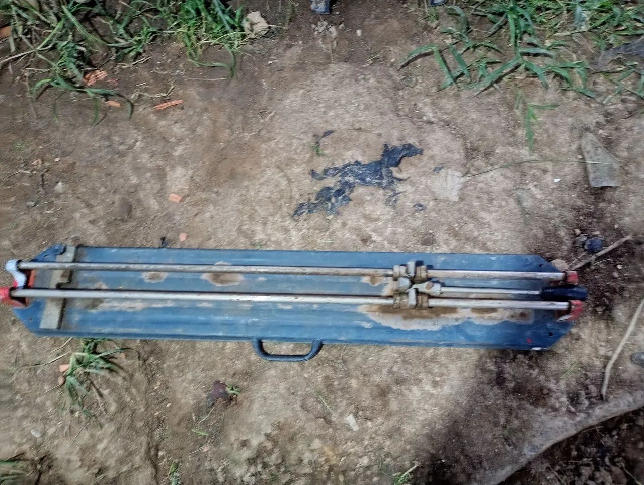 Vendo um cortador de piso ,pouco tempo de uso 