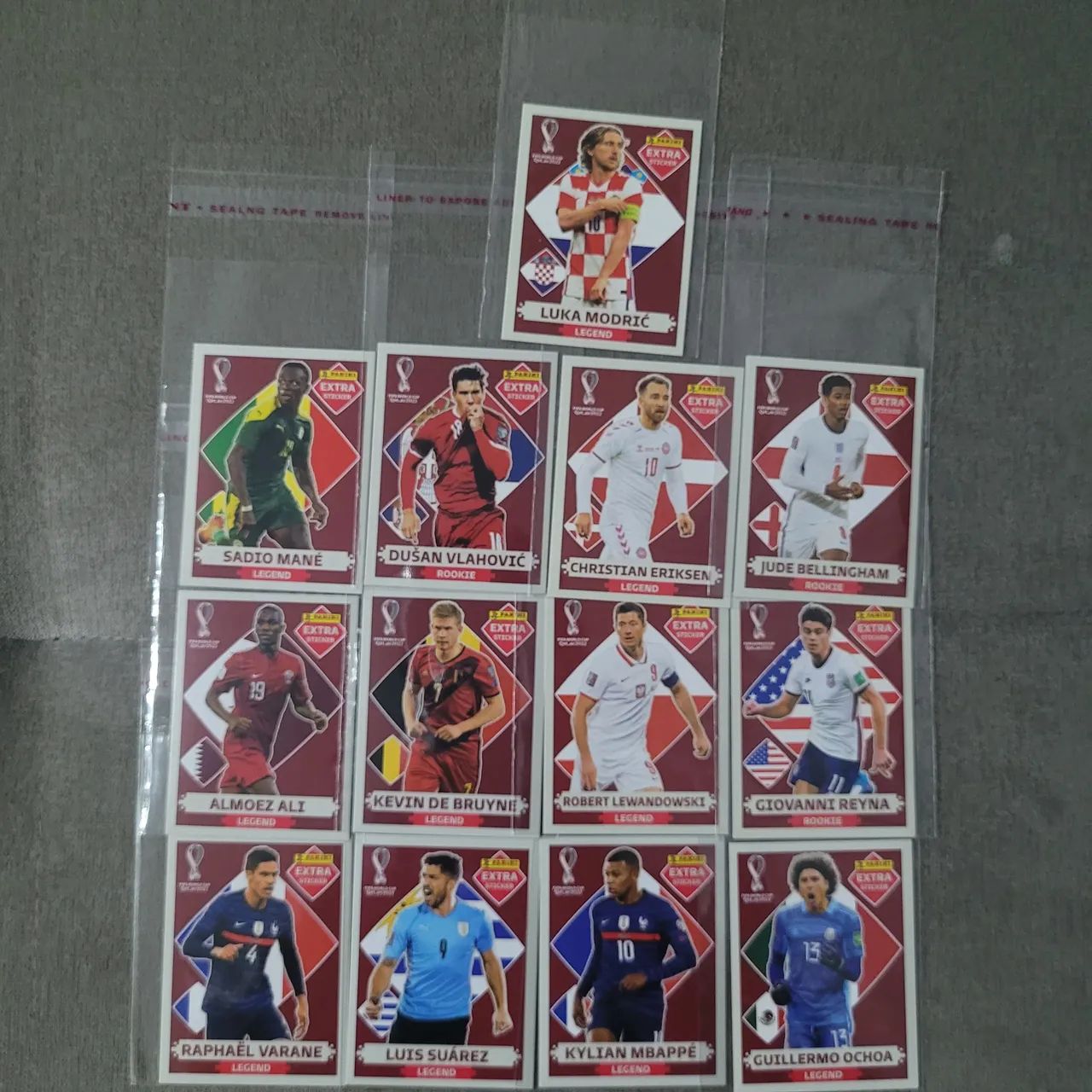 Legend 2022 lote com 13 figurinhas  - Foto 3