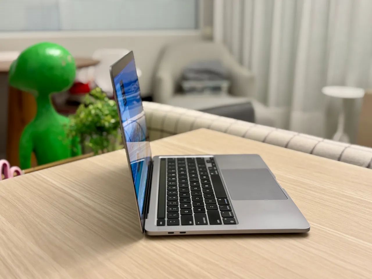 MacBook Pro 13 Polegadas M1 8GB 256SSD SEMINOVO - Foto 3