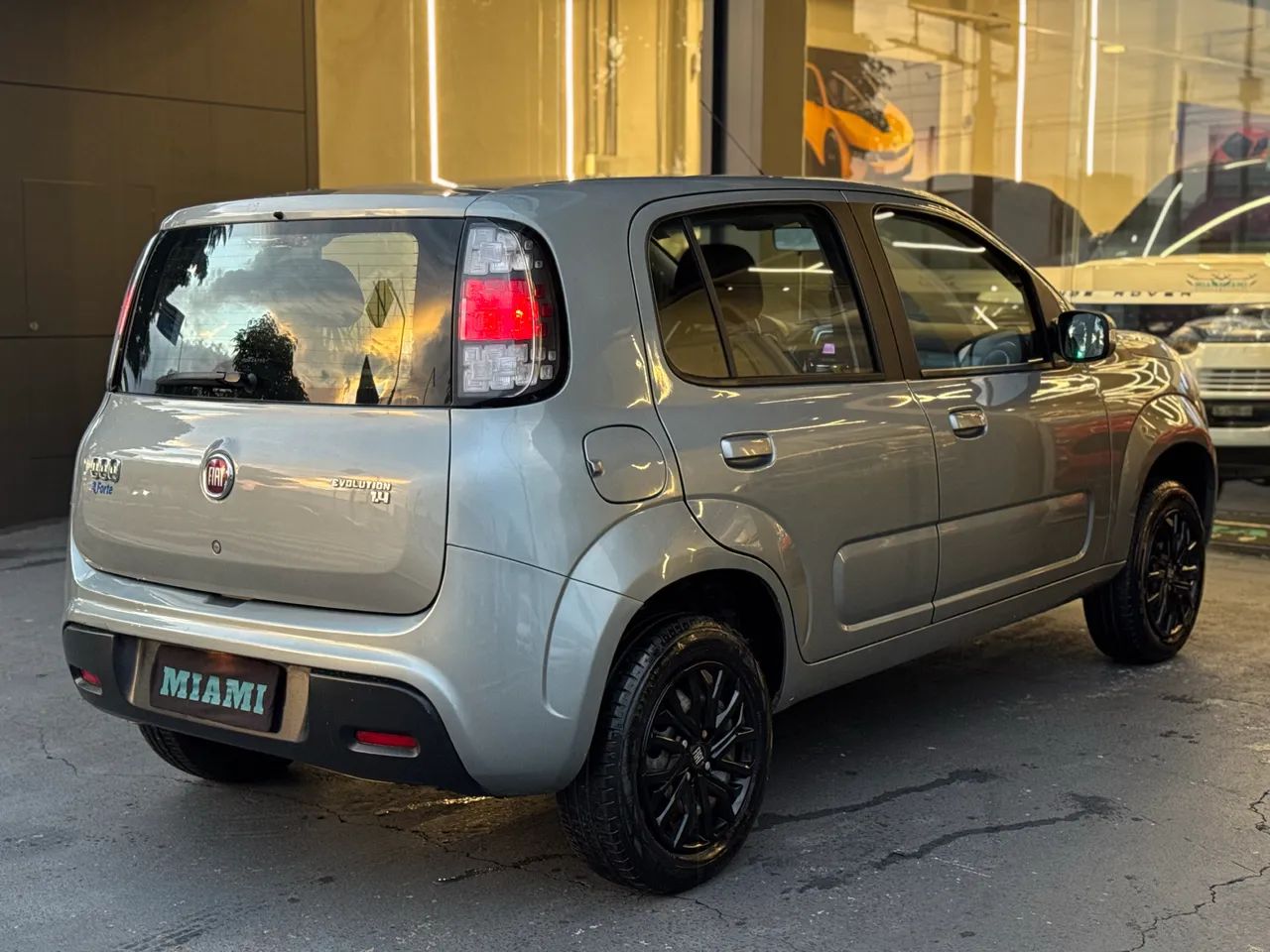 Fiat Uno Evolution 1.4 Fire Flex 8V 5P 2016 - Foto 4