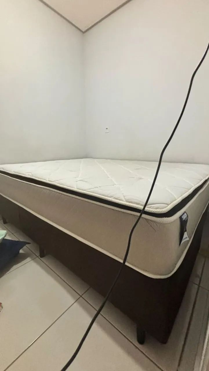 Vendo 2 camas solteiro e casal - Foto 3
