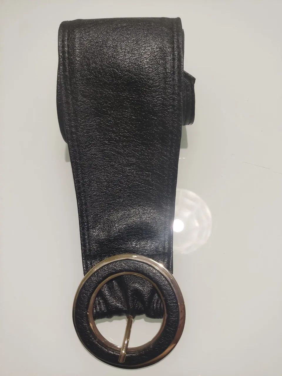 Cinto feminino preto com fivela redonda  - Foto 2