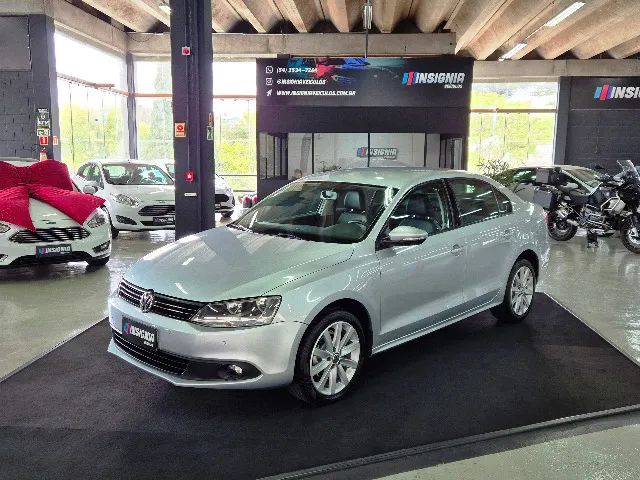 Volkswagen Jetta COMFORTLINE 2.0 8V FLEX 2011