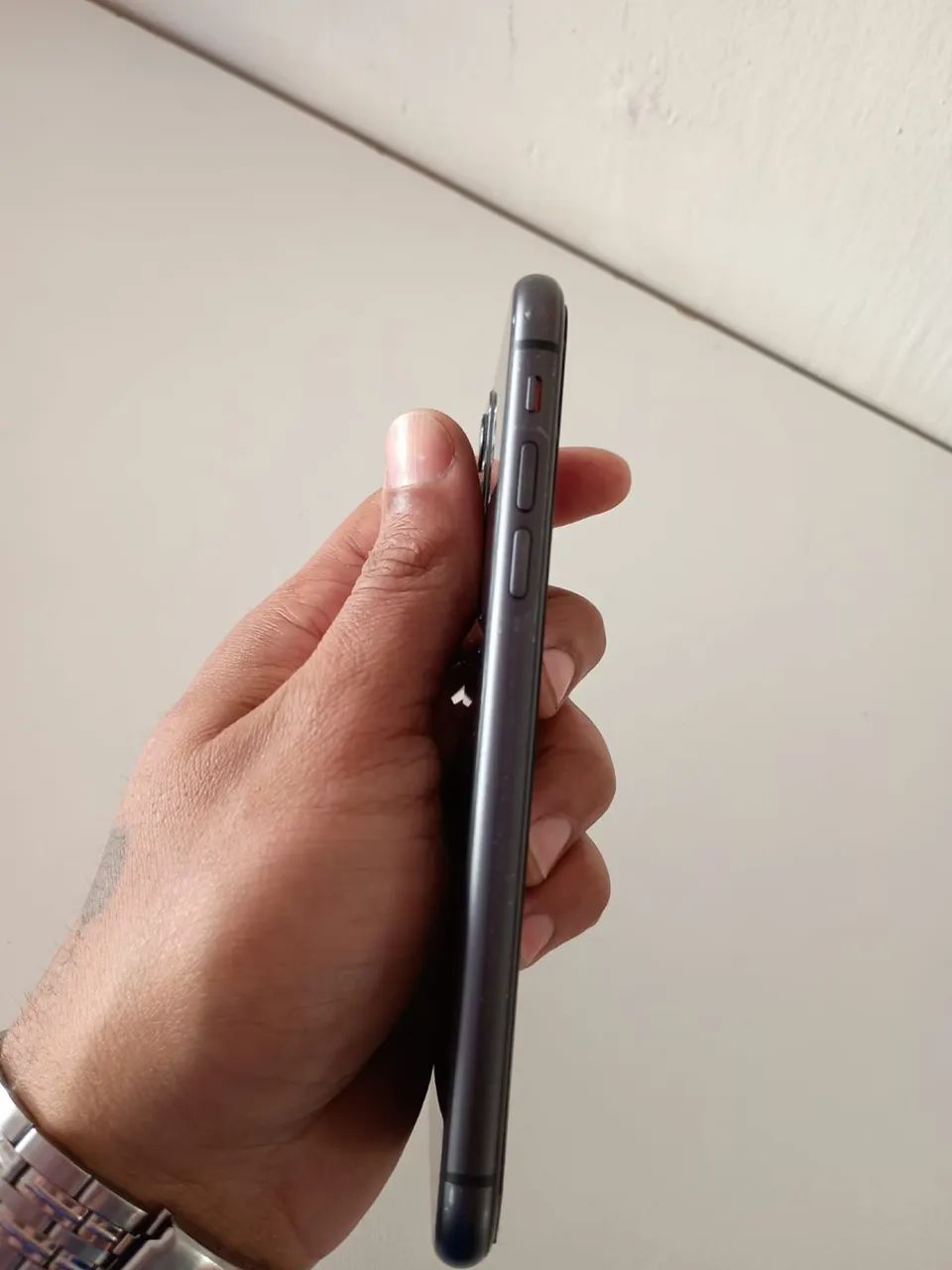 Vendo ou troco iPhone 11 - Foto 3