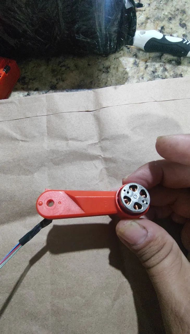 Braço completo traseiro A ou B Drone L900