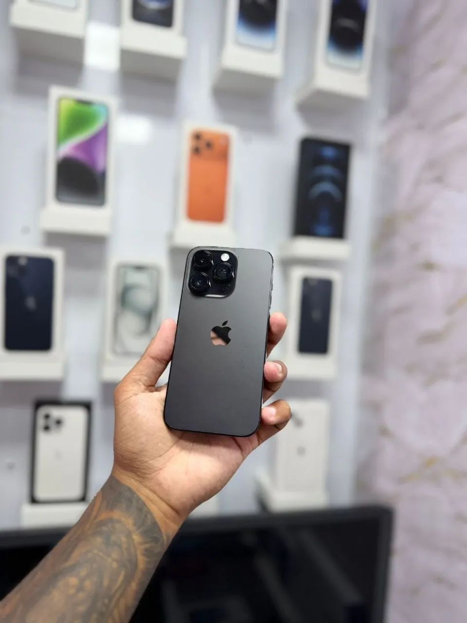 IPHONE 14 PRO 128GB<br>R$ 3.399,00