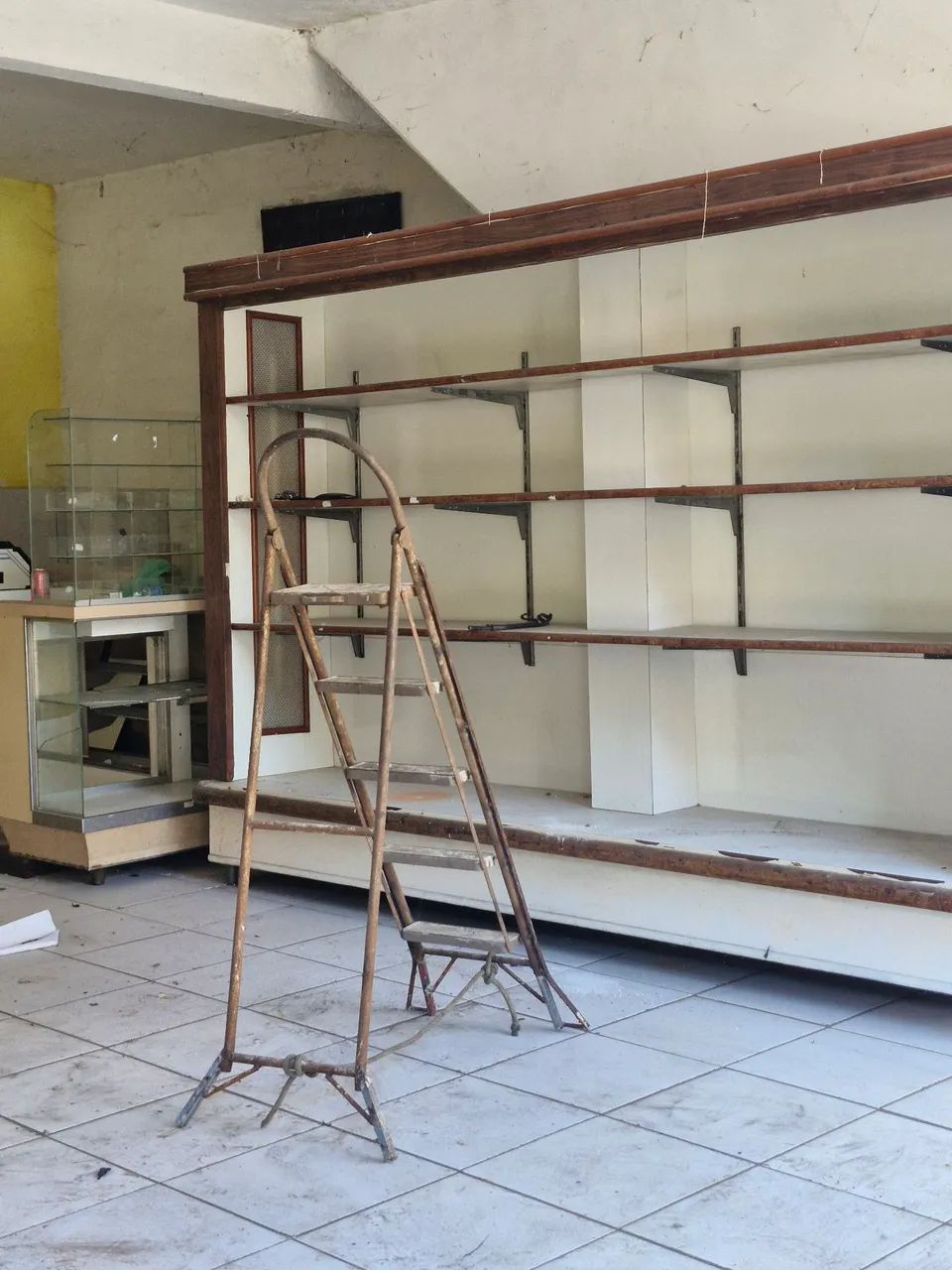 ALUGO PONTO COMERCIAL  - Foto 5