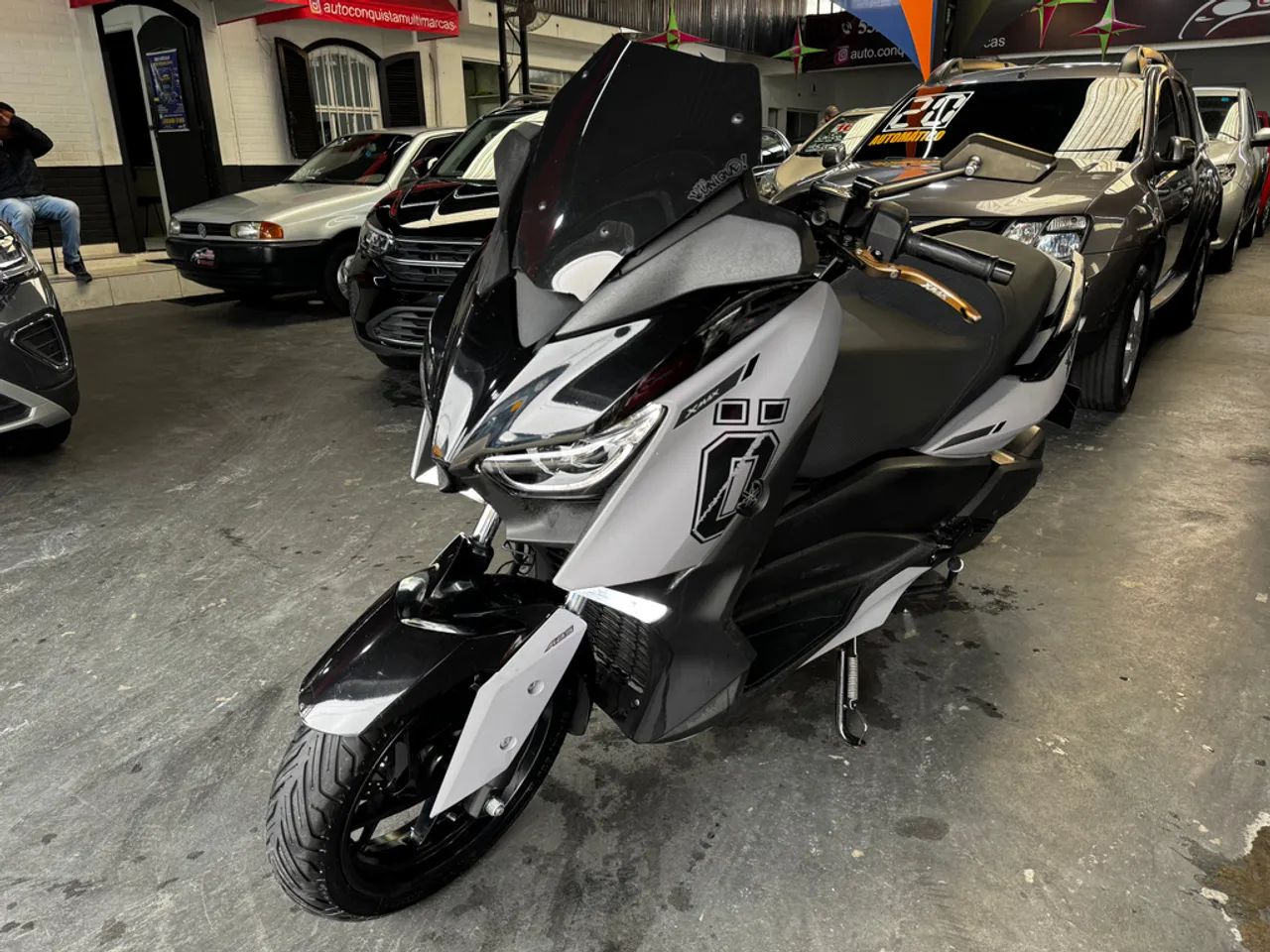 Yamaha XMAX Gasolina Automático - Foto 4