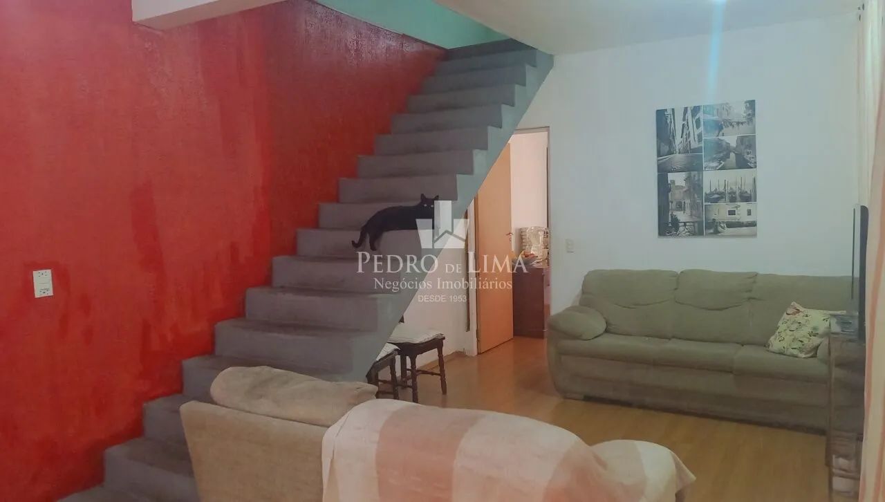 Sobrado e mais duas casas no mesmo terreno - Tatuapé
