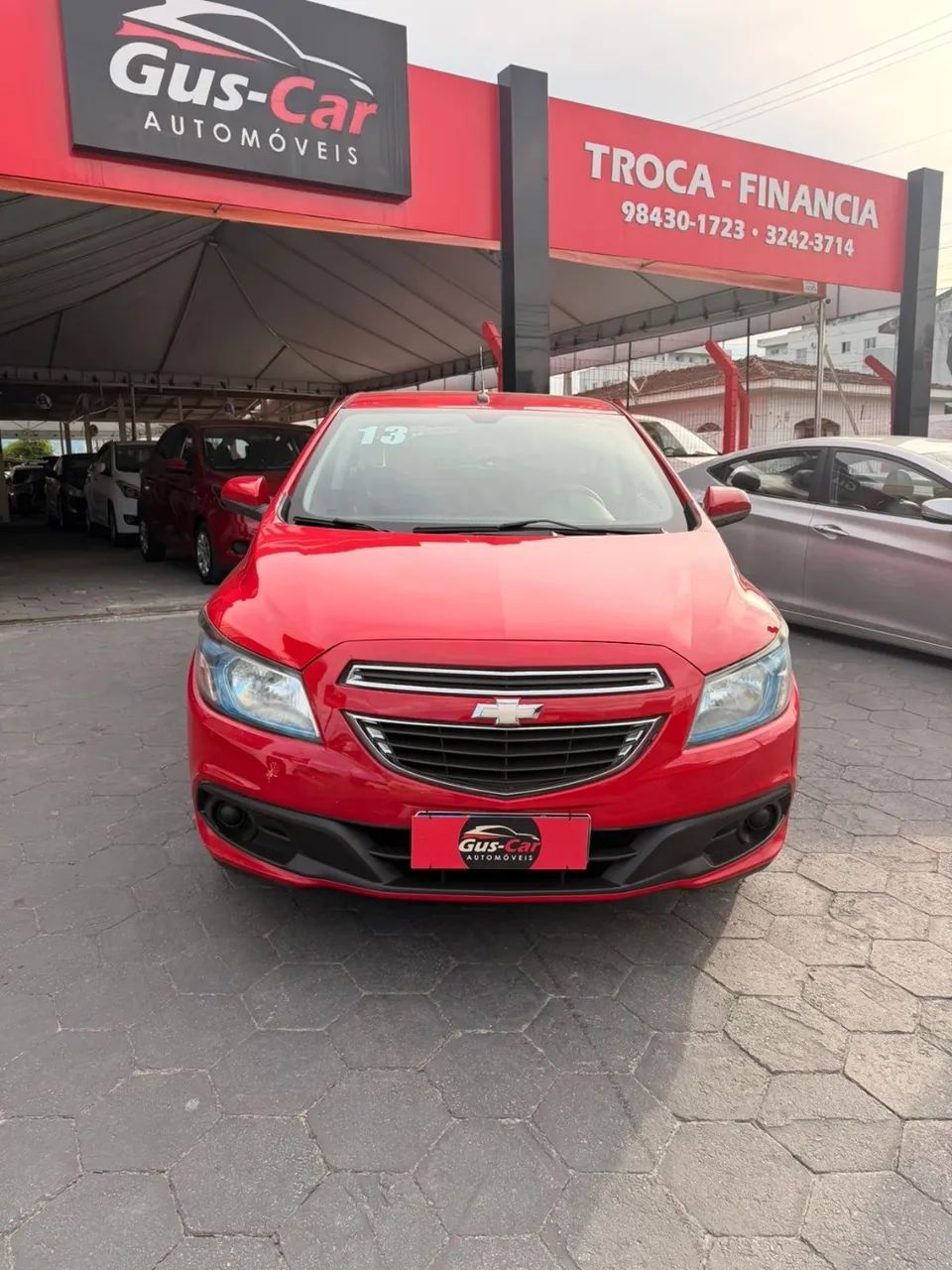 Chevrolet Onix Hatch 1.0 12V Flex Mec. 4P 2013 - Foto 2