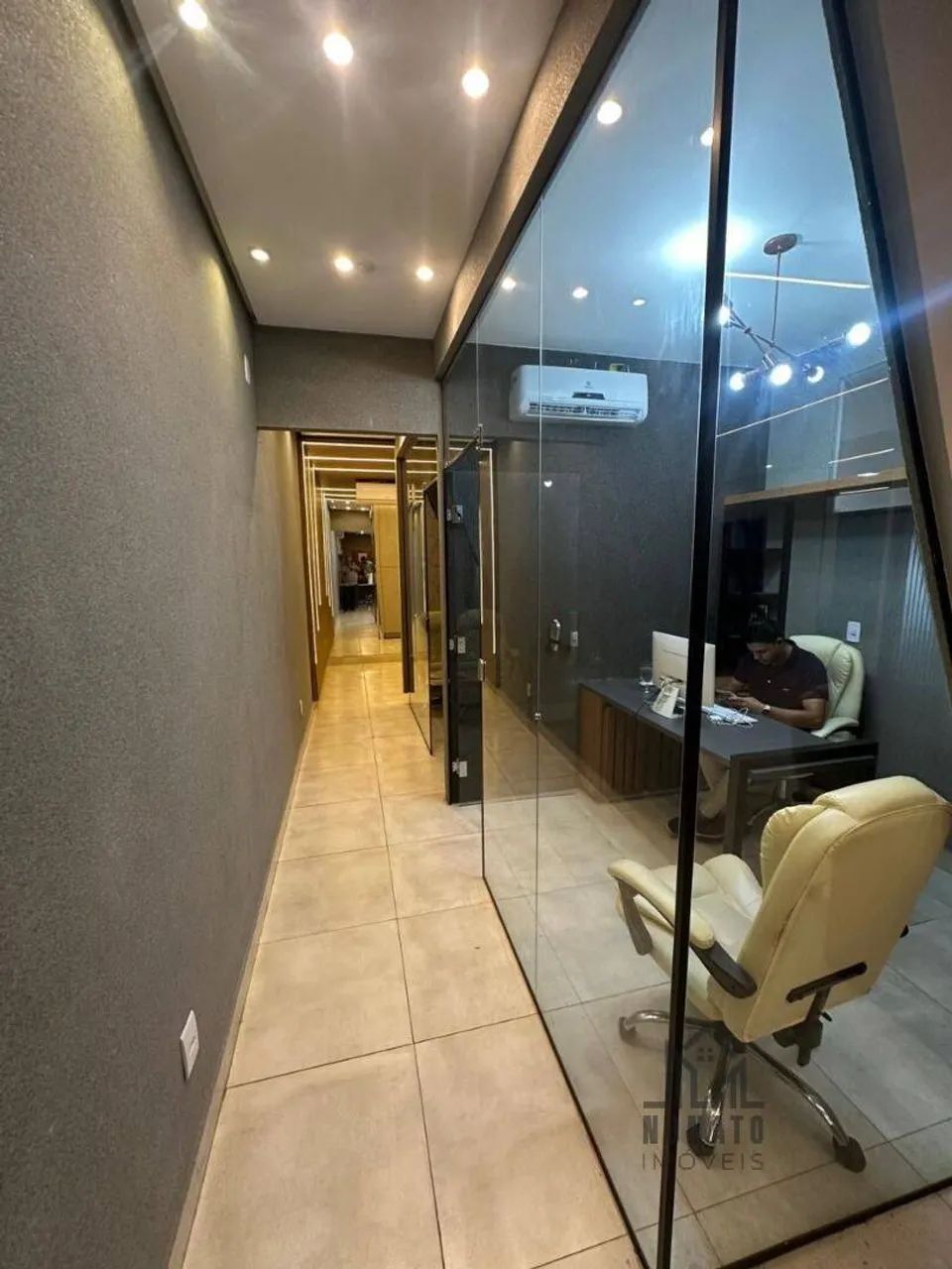 Prédio Comercial em Senador Canedo com Salas Comerciais e Aluguel de R$ 17 Mil em Av. Prin - Foto 5