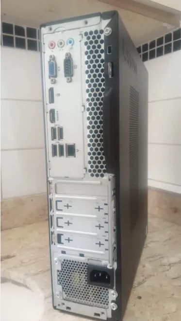 Lenovo V520s SFF | Intel Core I7 7700 | Ram 8GB | SSD Nvme 256GB