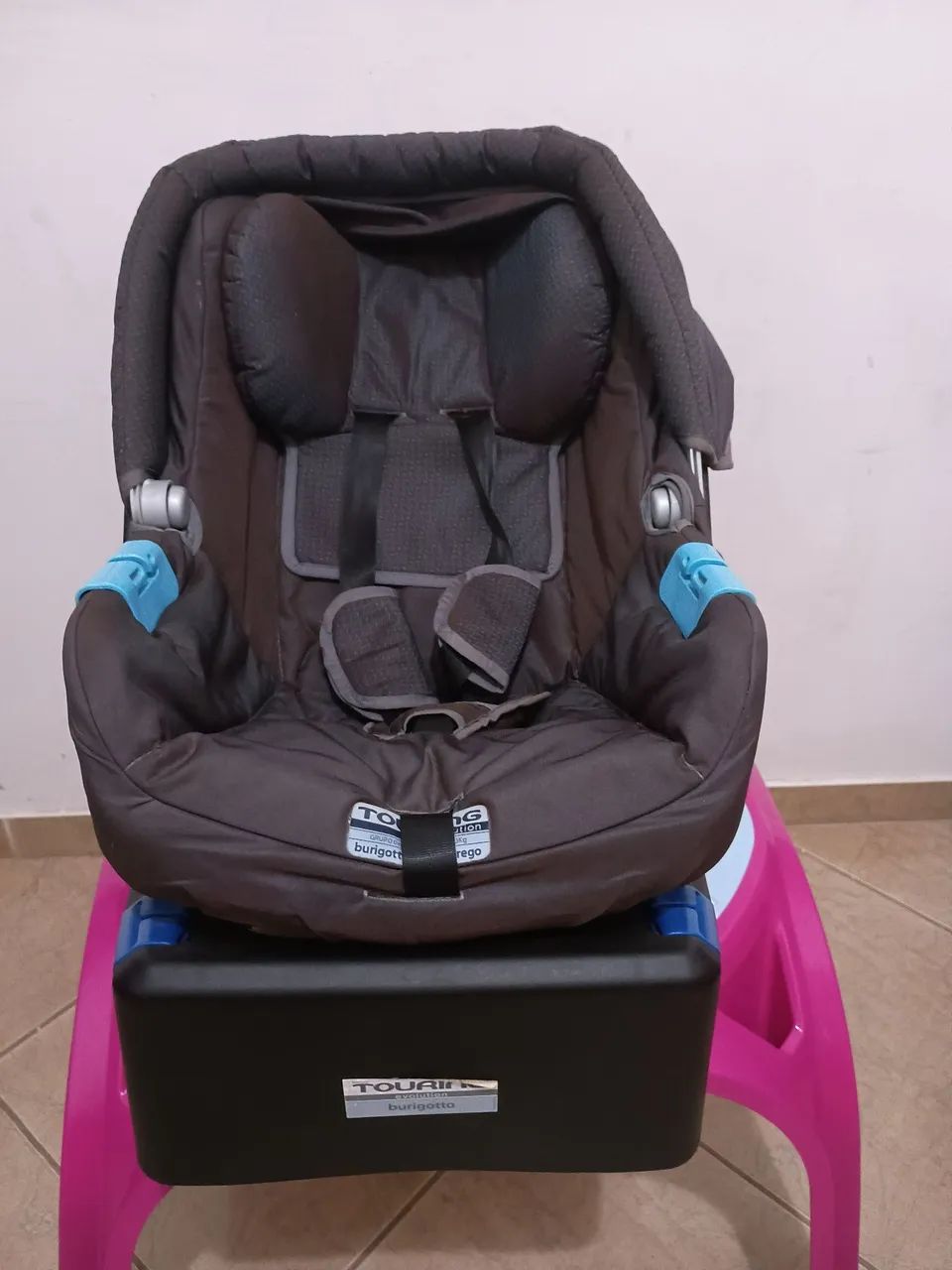 bebê conforto burigotto touring x preto com base veicular