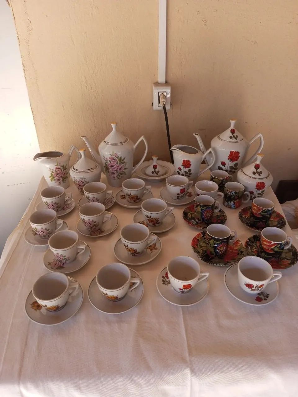 Conjunto de Porcelana Antiga