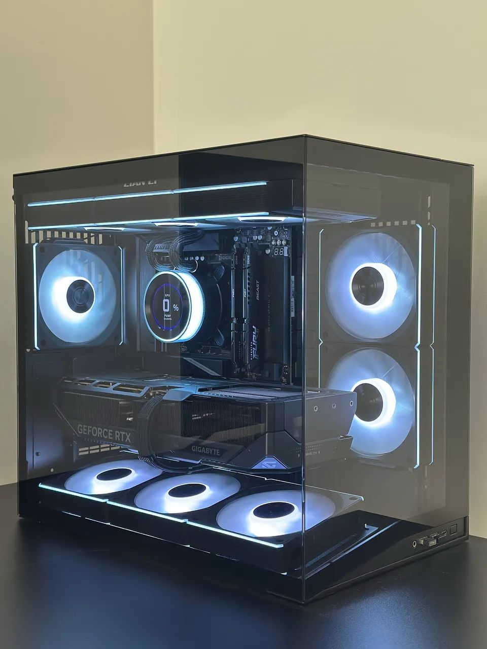 PC Gamer 9800X3D, RTX 5080, 32GB, 2TB