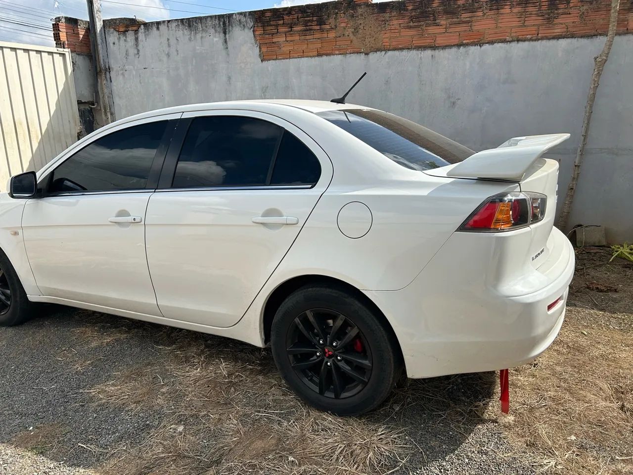Mitsubishi Lancer Lancer HLE 2.0 16V 160cv Aut. 2016