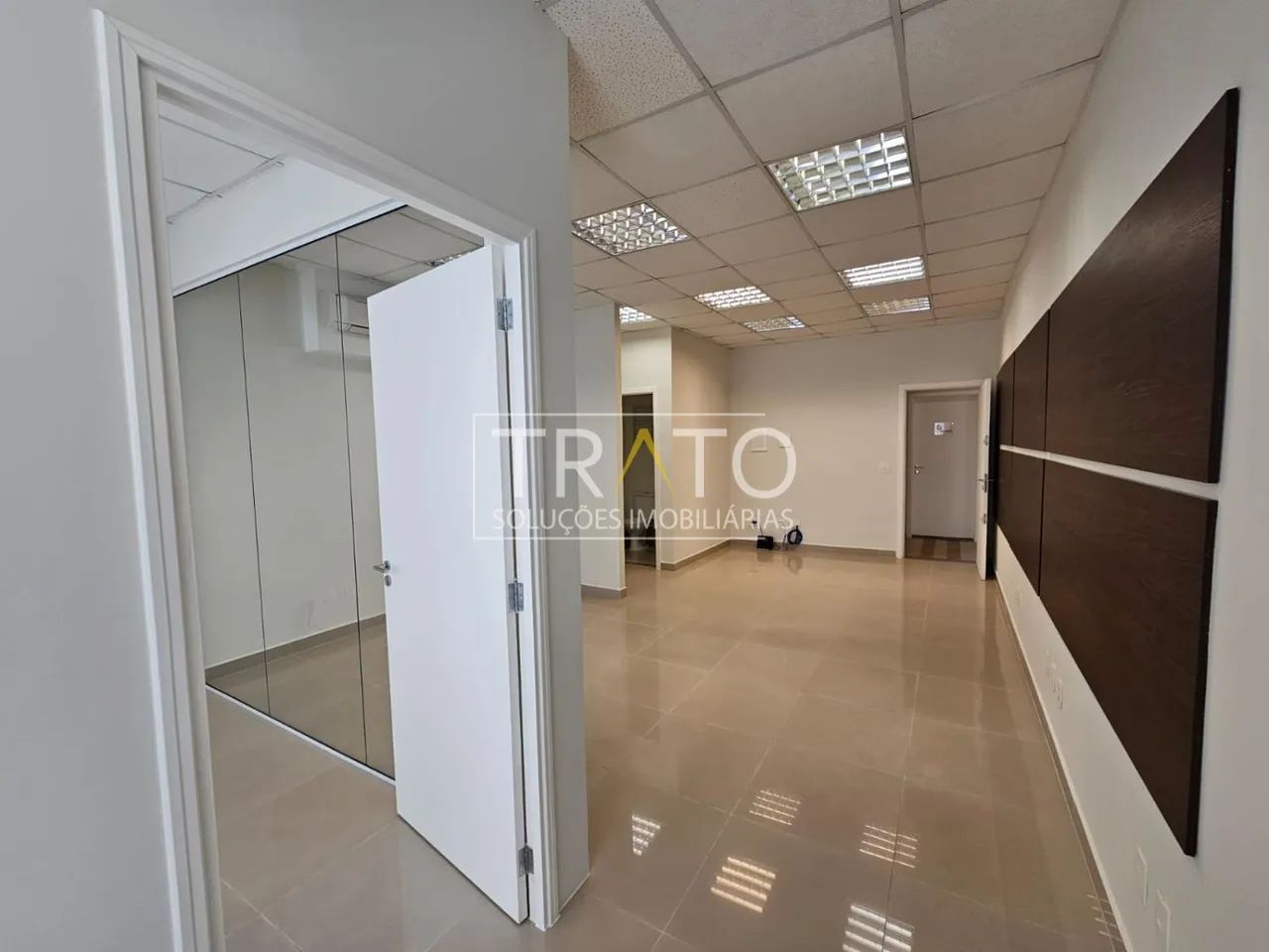 Sala mobiliada no bairro Santa Genebra, em Campinas - Foto 2