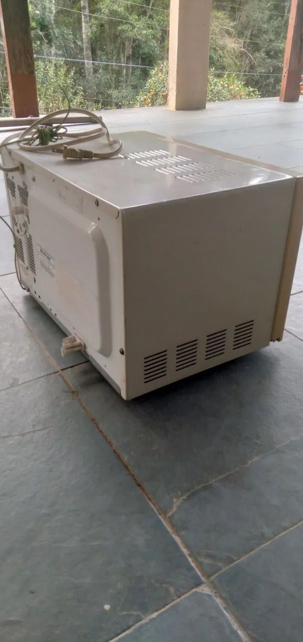 Microondas Brastemp 110v 17 litros - Foto 4
