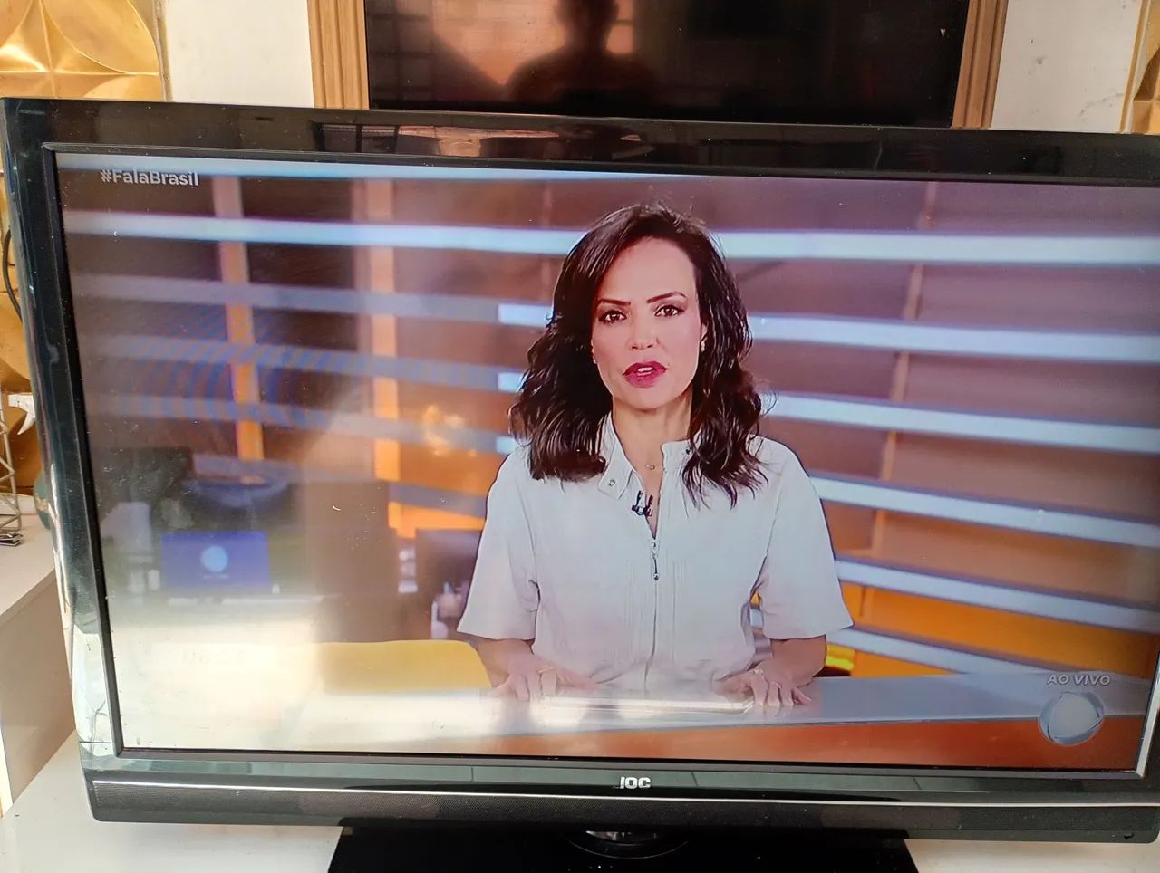 TV AOC 43" liga e desliga - Foto 4