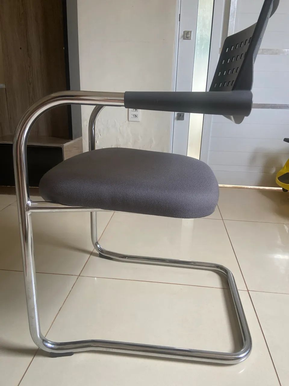 Cadeira de escritório  - Foto 4