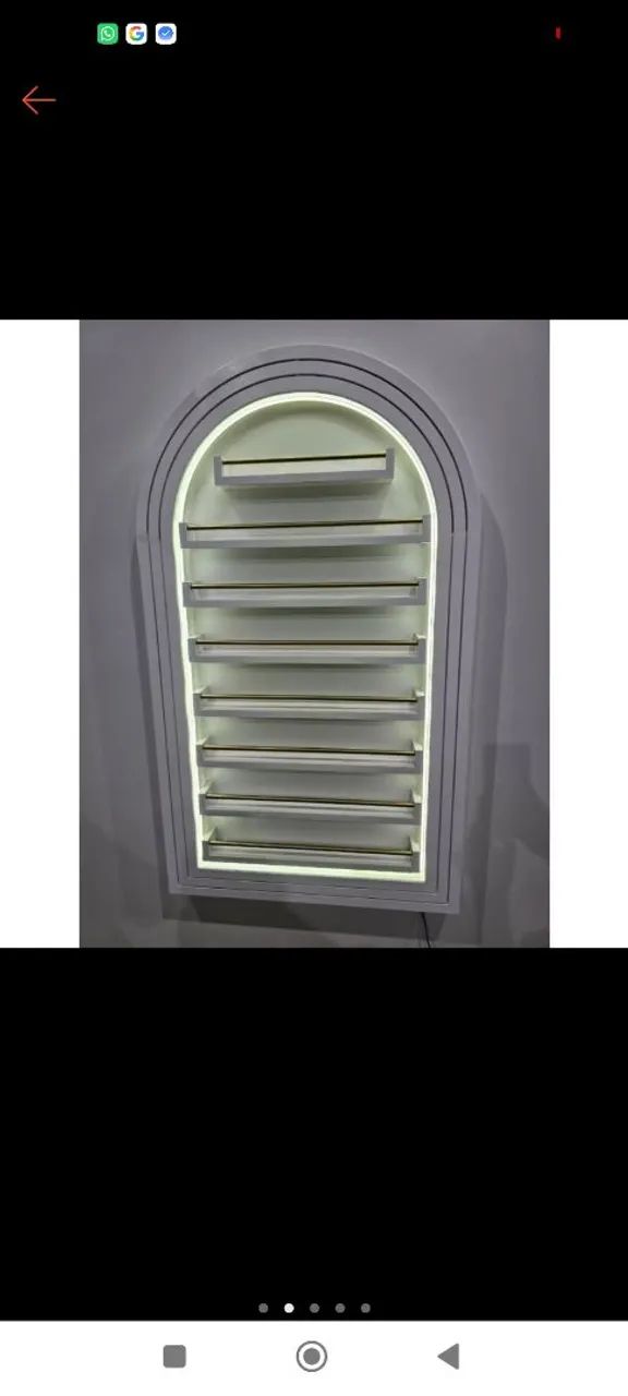Vendo expositor de esmaltes com led 