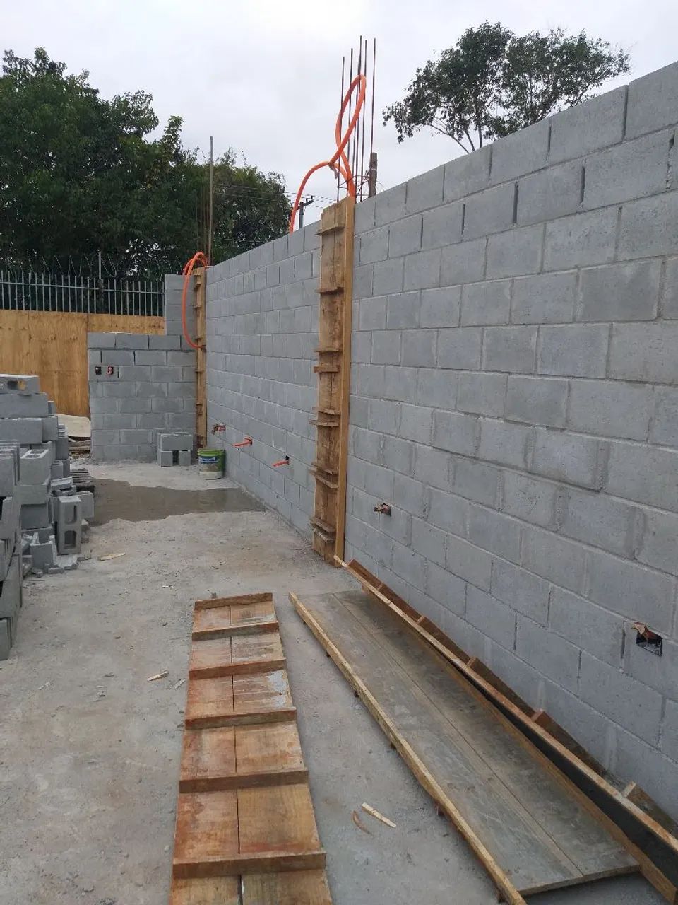 Reformas e construções pontal do parana pedreiro - Foto 4