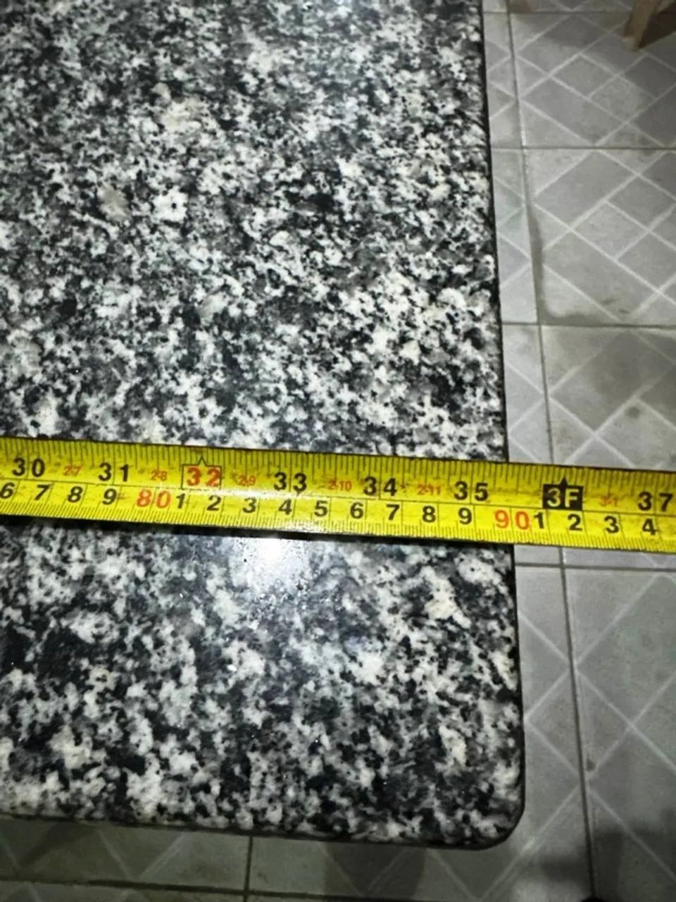 mesa granito65568133891585123