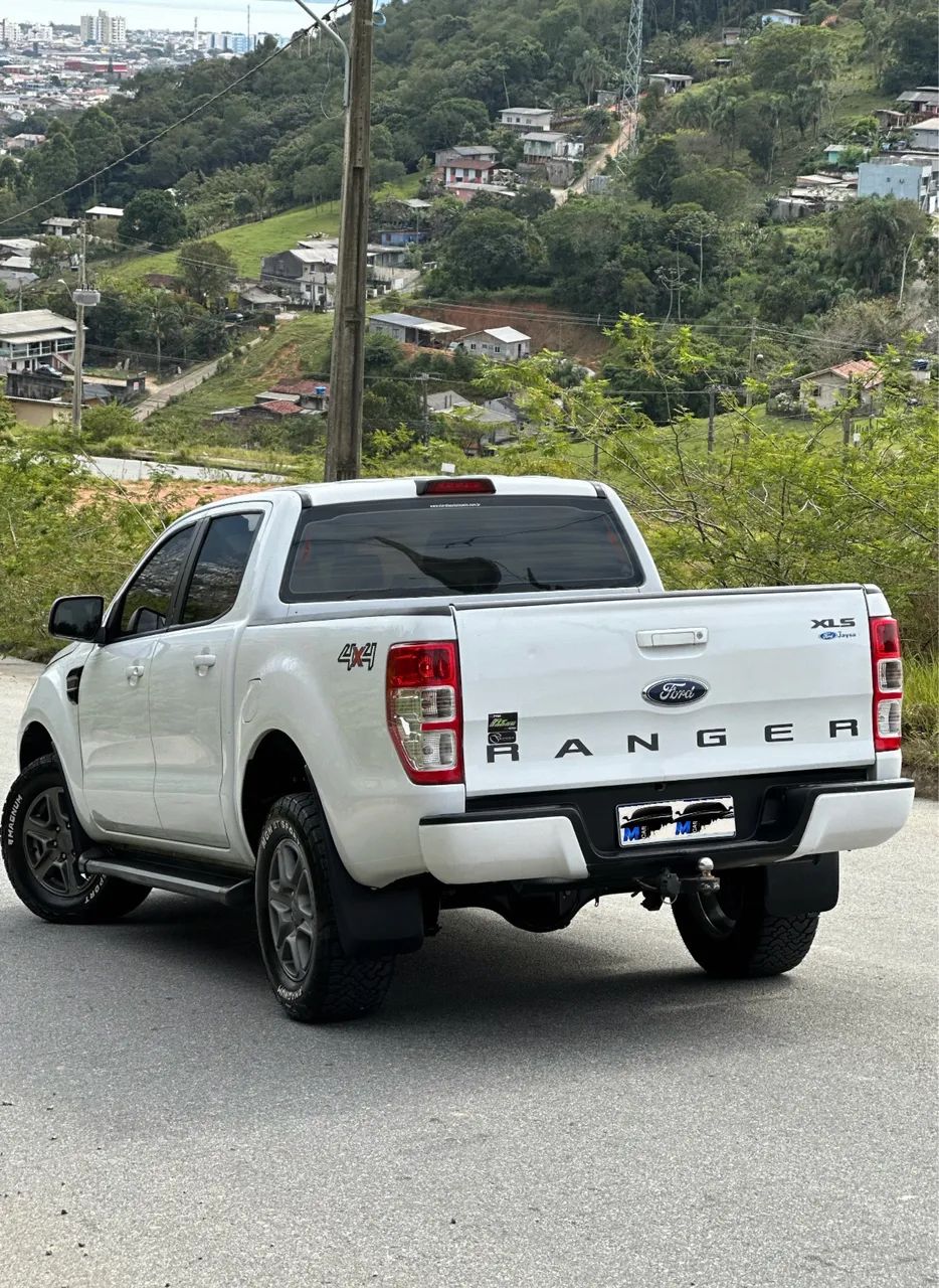 Ford Ranger XLS 2.2 4X4 CD Diesel Aut. 2017 - Foto 5