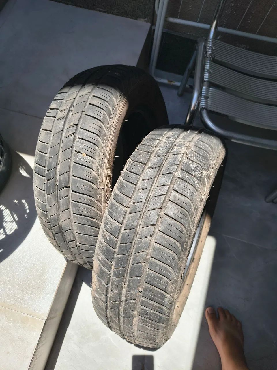 2 pneus 175/65 r14 seminovos - Foto 2