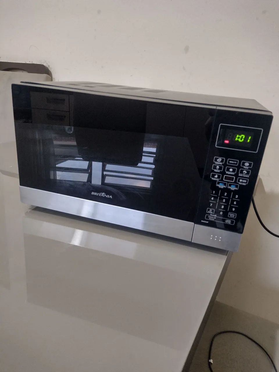 Microondas Philco Black 25 litros 
