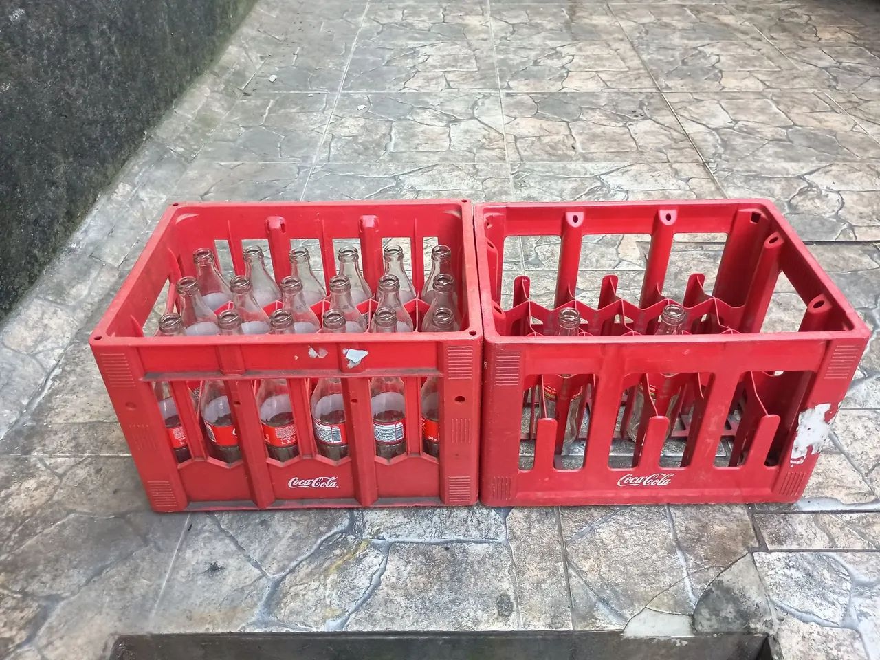 ENGRADADO DE COCA COLA 290ML VAZIOS COM 26 GARRAFAS