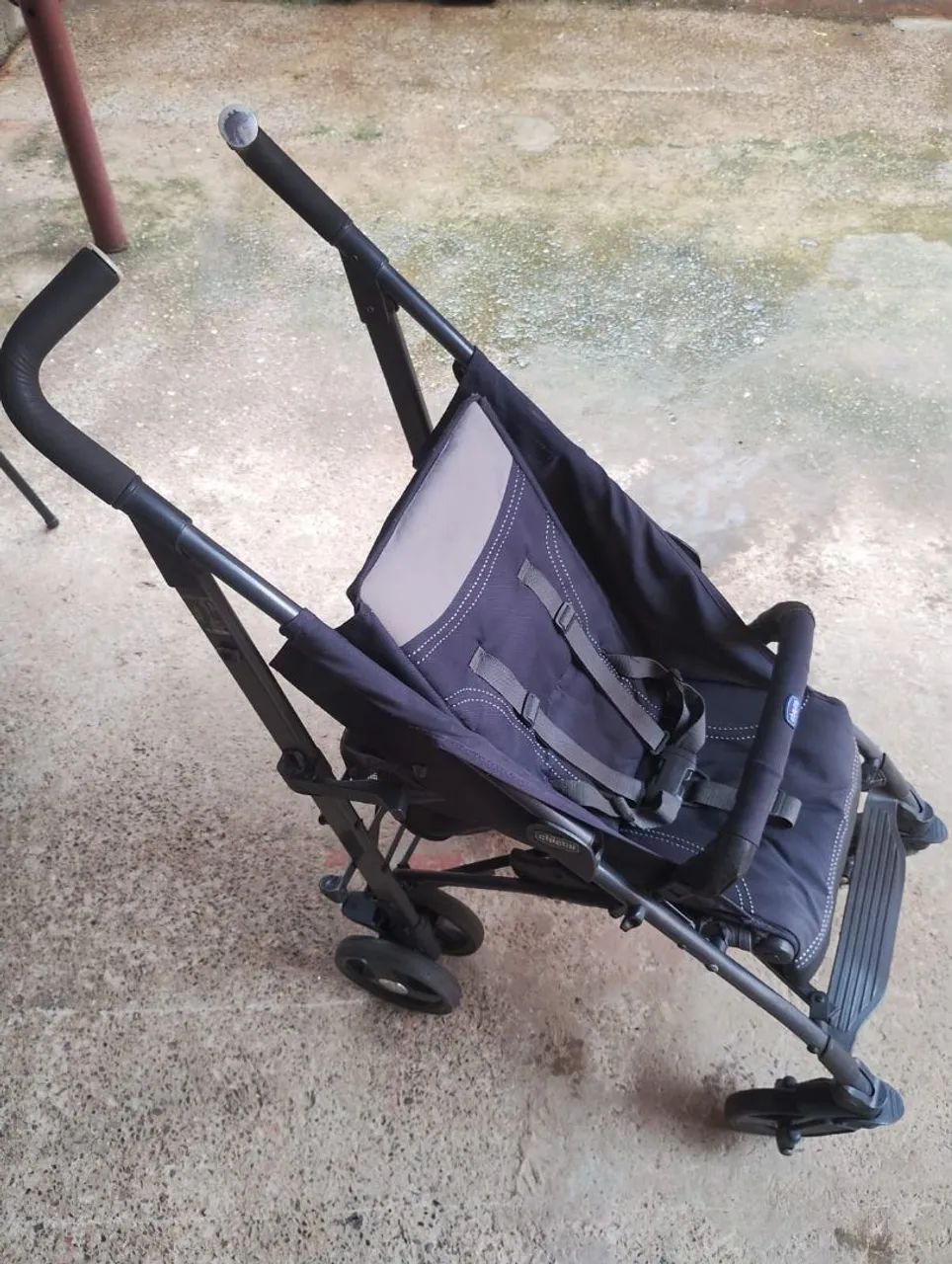 Carrinho de Bebê Chicco Lite Way 4 em perfeito estado 