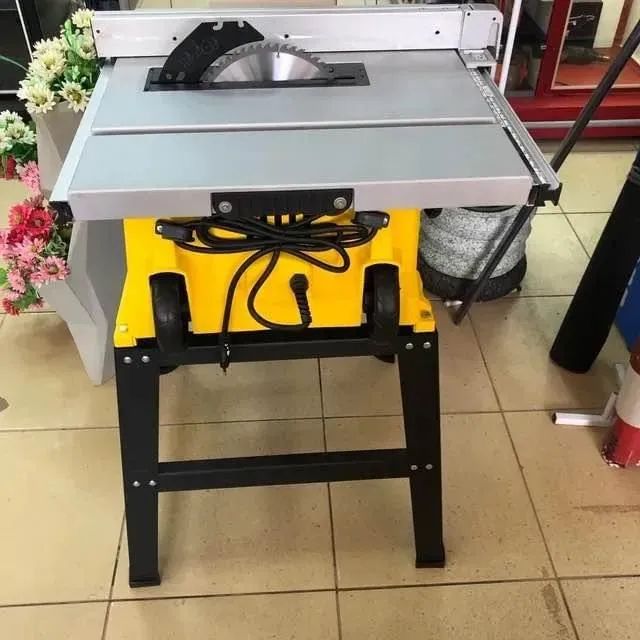 Serra de Bancada stanley 1800w - Potente - entrega gratis