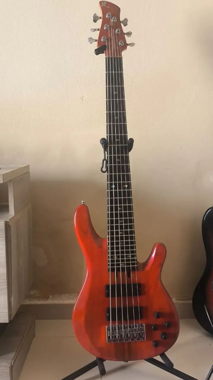 Baixo Erasmo Lousada 