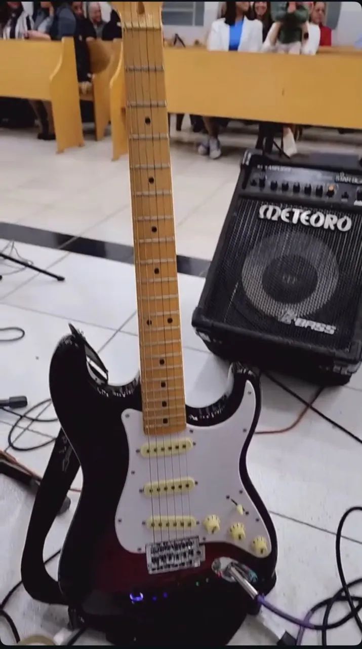 Guitarra stratocaster sx  - Foto 2