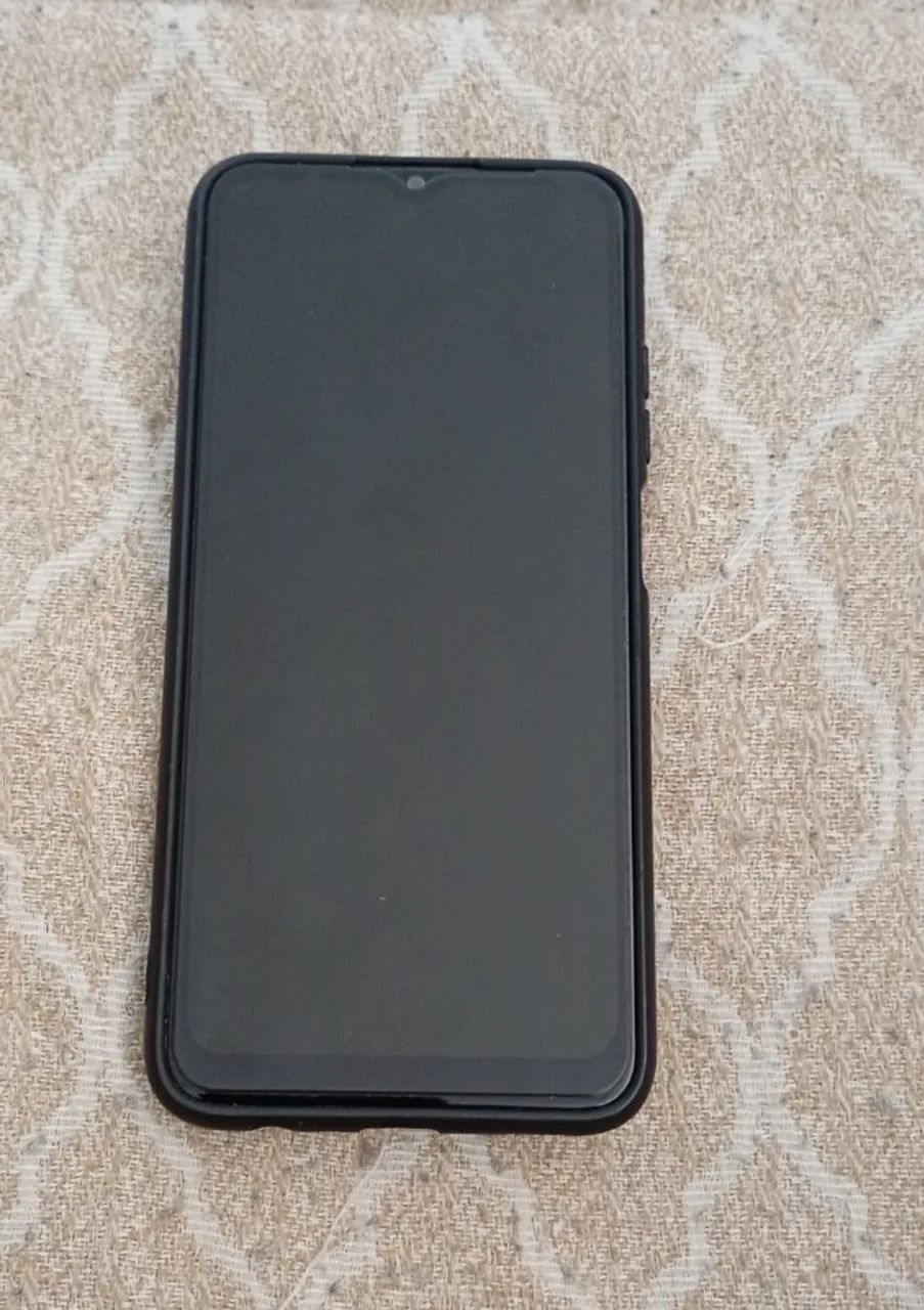 Vendo celular Samsung.