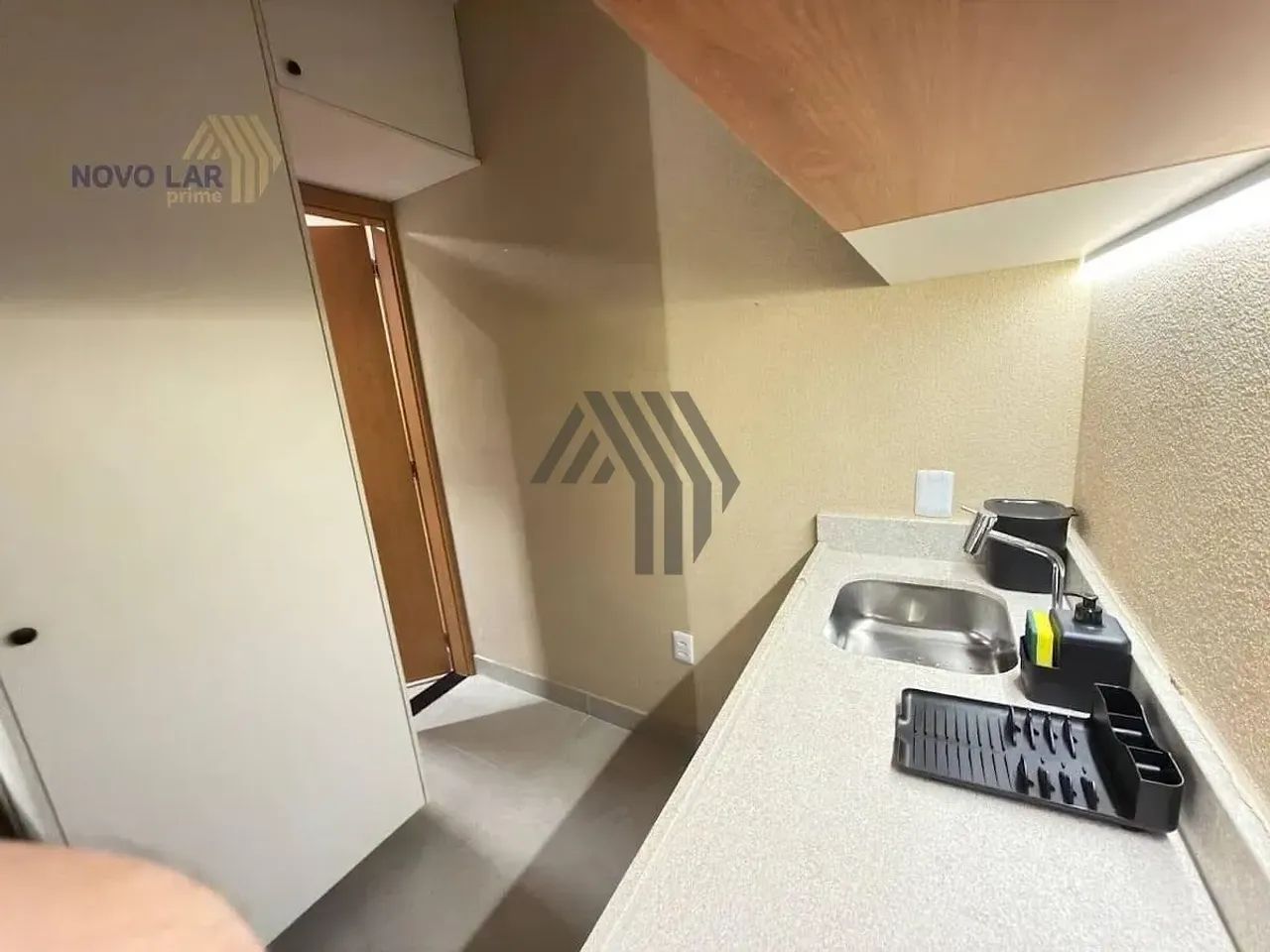 3441- Studio para locação com aproximadamente 20m², quarto com banheiro, mobiliado com exc - Foto 5
