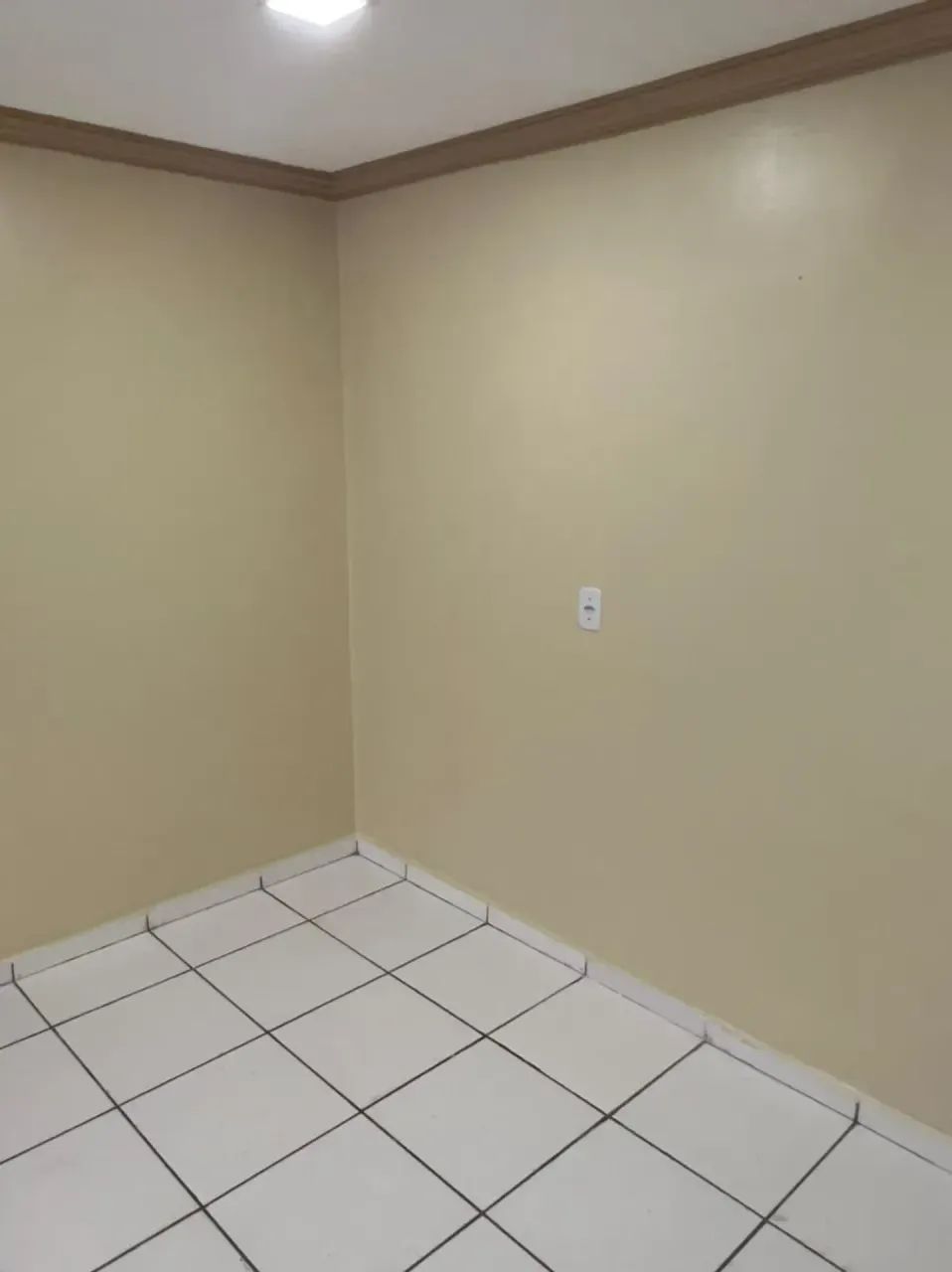 Alugo apartamento de 2 quartos sendo 1 suíte - Foto 2