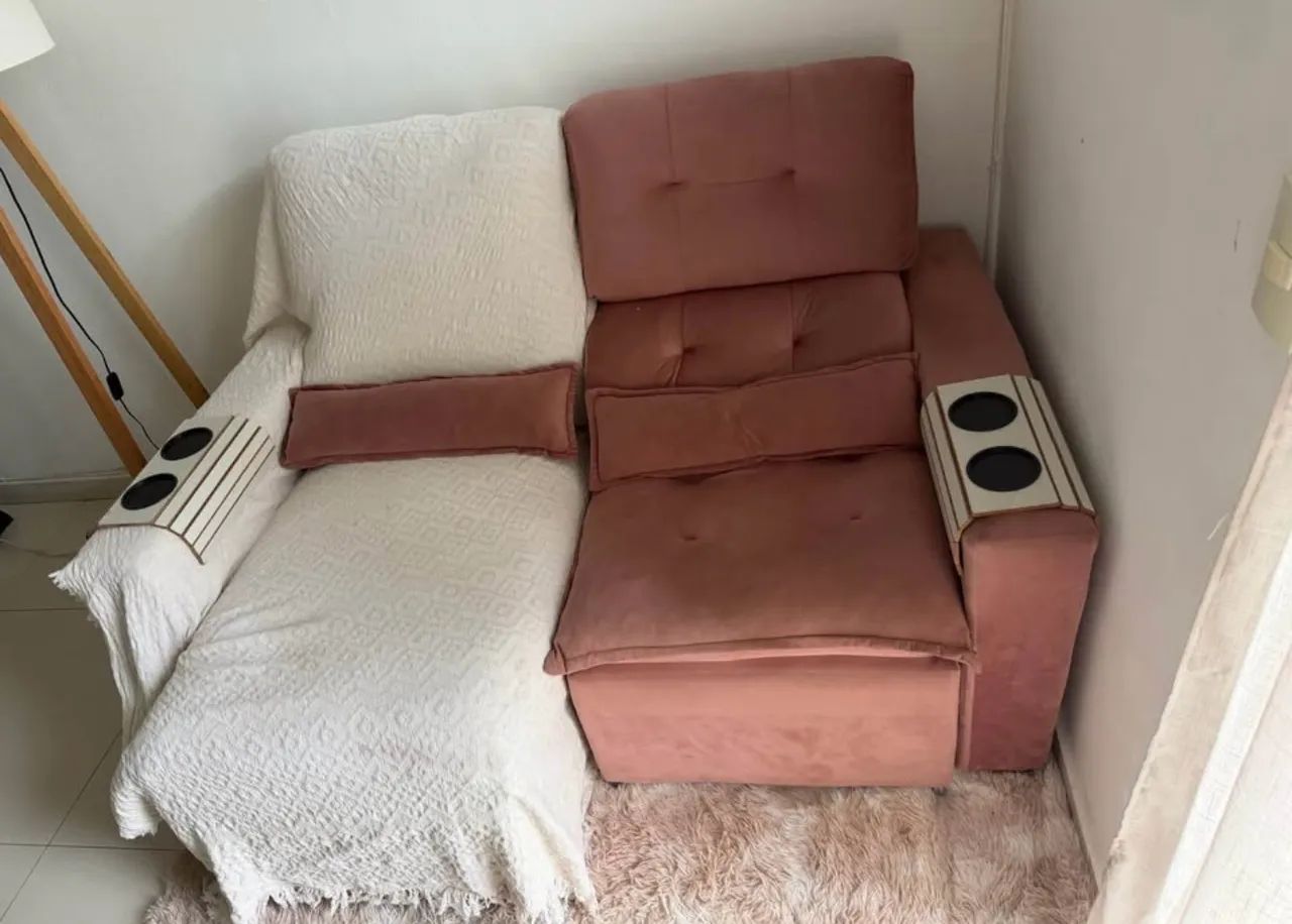 Sofá retrátil e reclinável 2 lugares - suede rosé