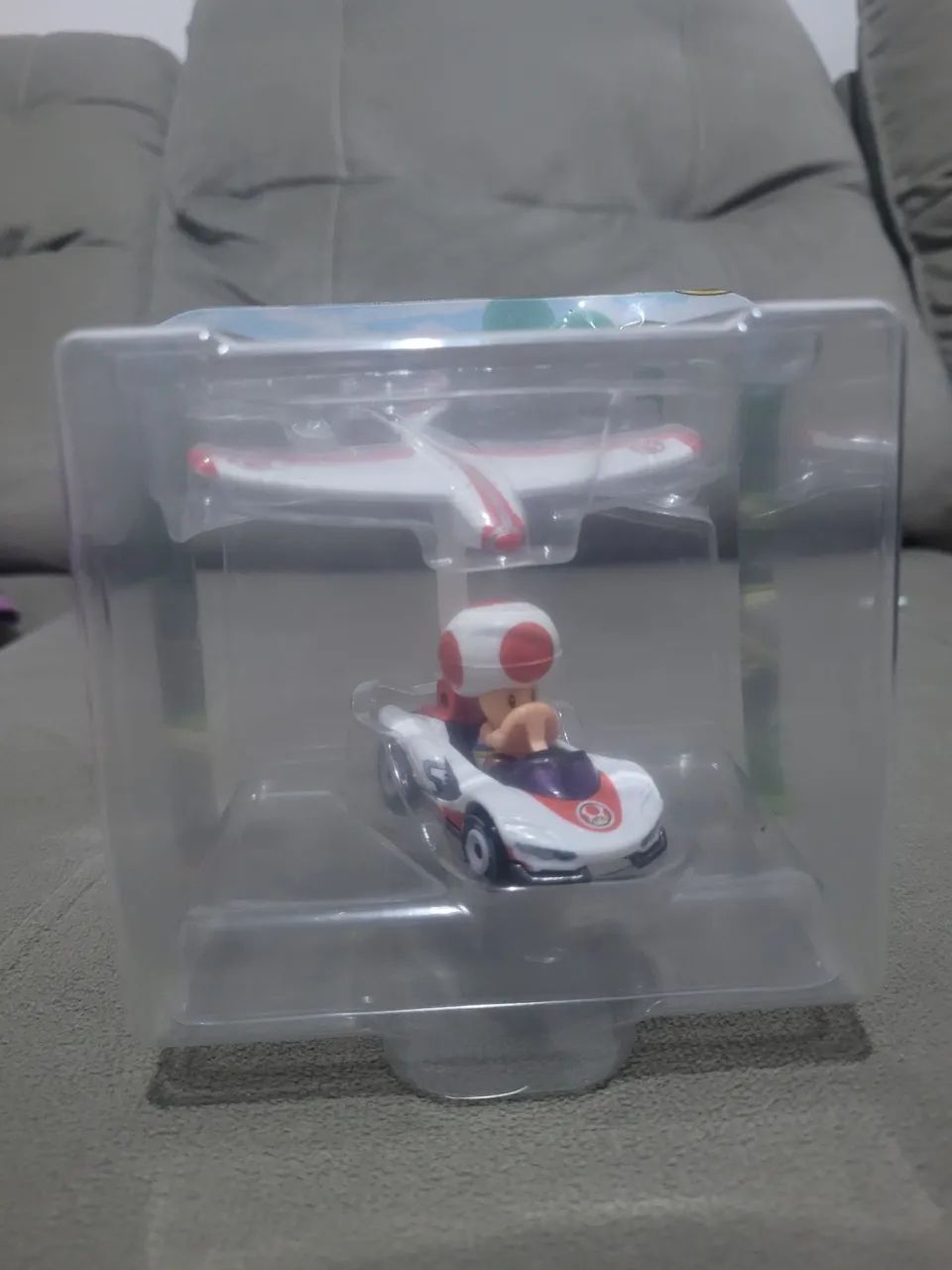Hotwheeels mario kart Toad embalagem avariada - Foto 2