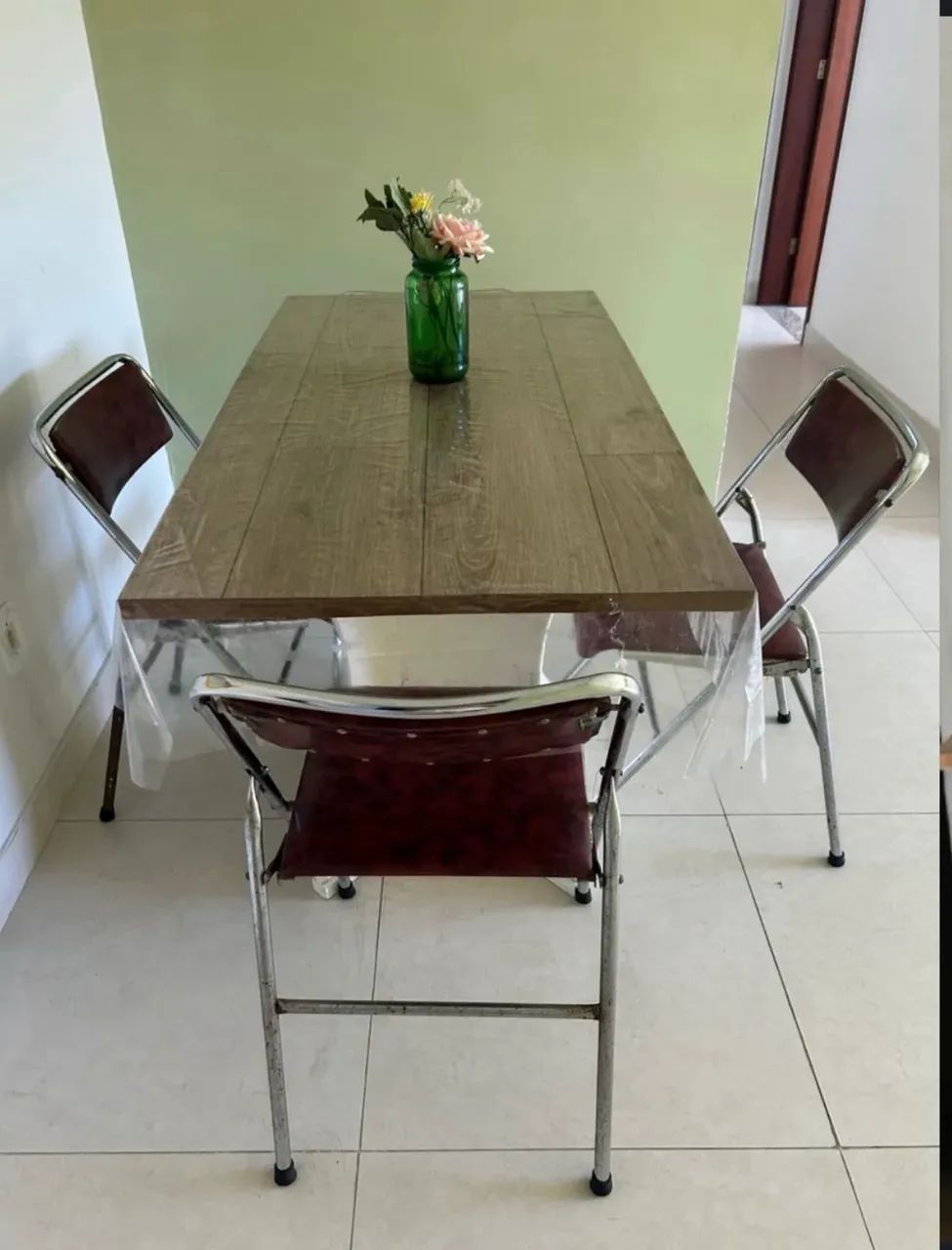 MESA DE JANTAR C/ 4 CADEIRAS - Foto 2