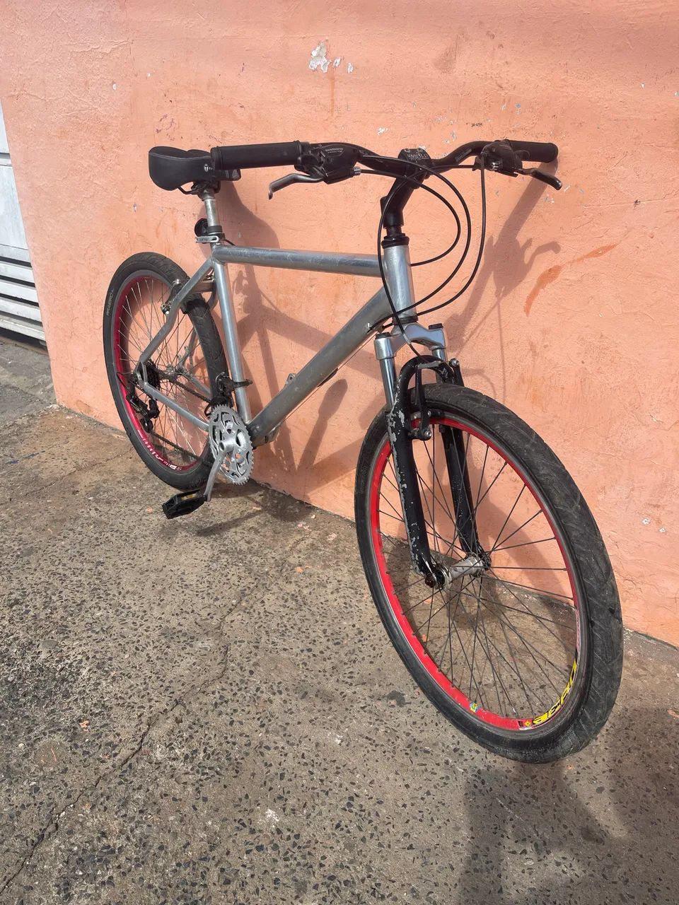 Bicicleta aro 26 Alumínio  - Foto 2