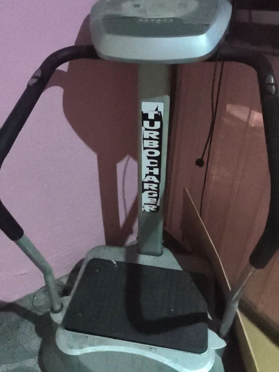Plataforma vibratória charger 