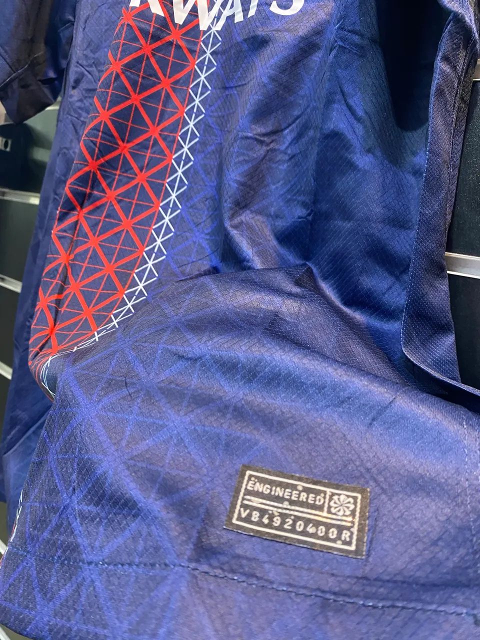 Camisa Paris Azul - Modelo Europeu | Estilo e Conforto  - Foto 4