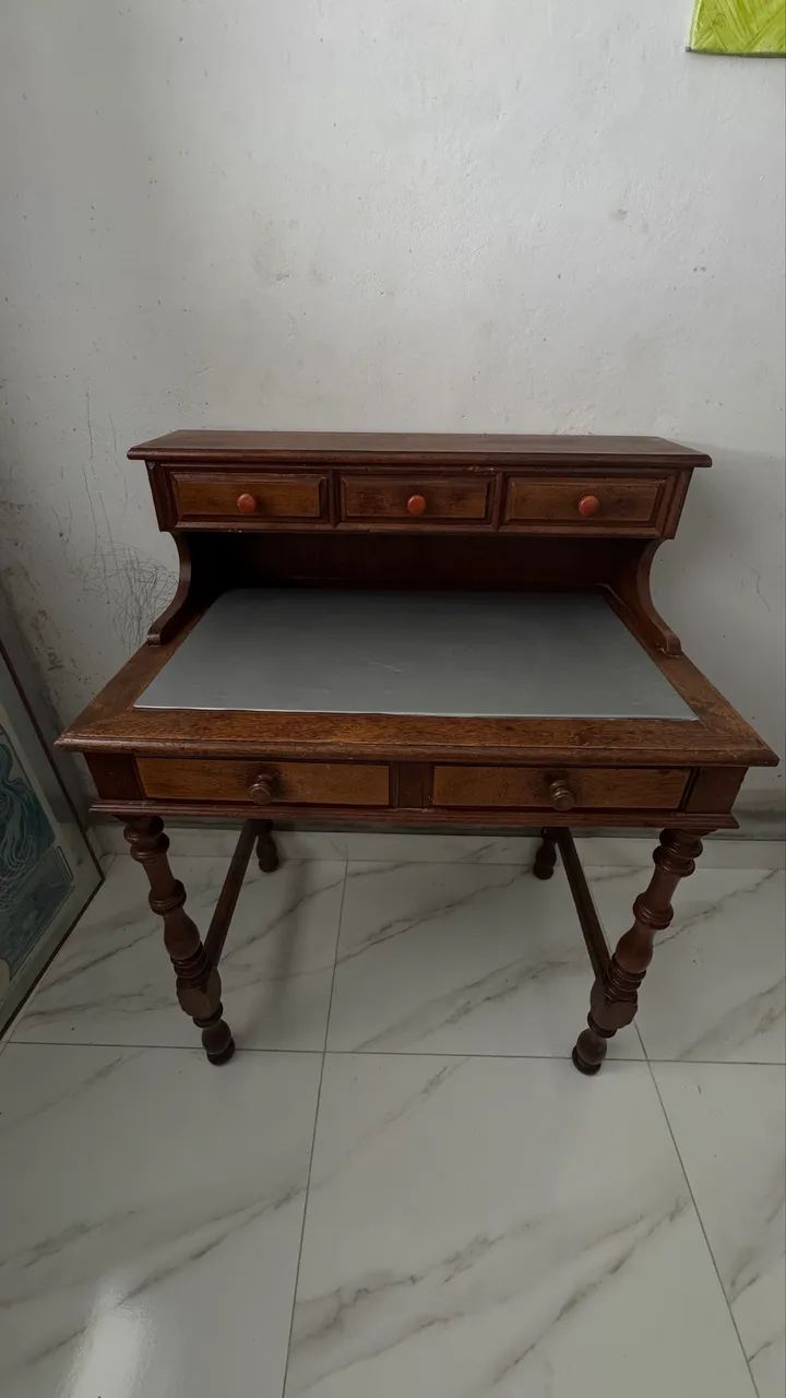 Escrivaninha madeira 