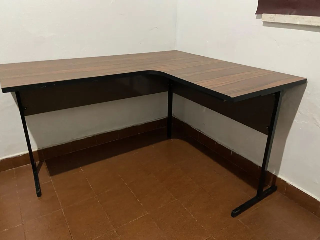 Escrivaninha em L - Foto 2