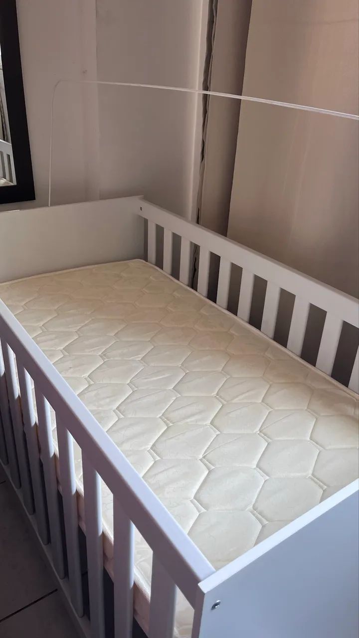 Vendo Berço Americano Mini Cama com Colchão impermeável  - Foto 3